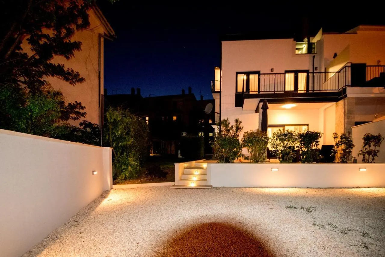 Villa Pia Pula 0*,  Croatia