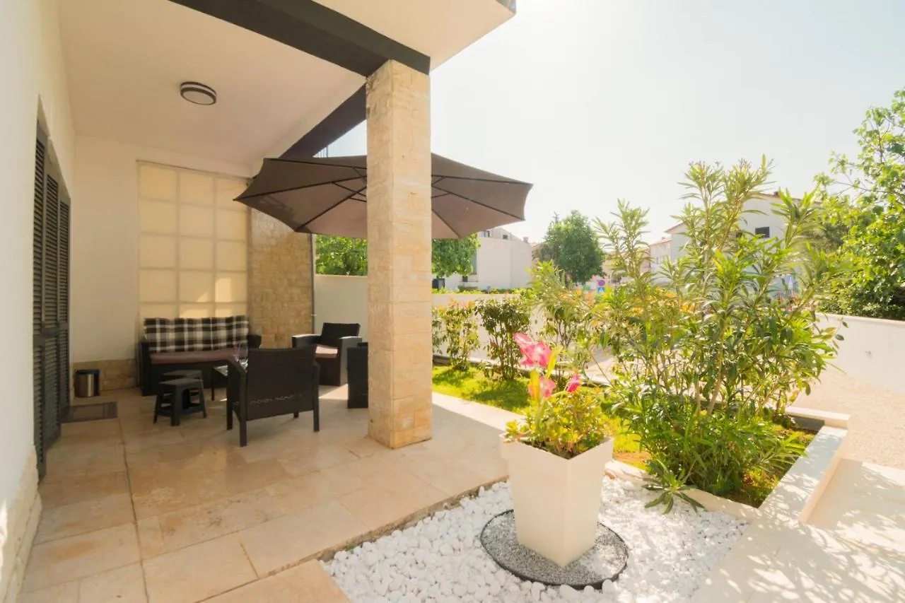 Villa Pia Pula 0*,