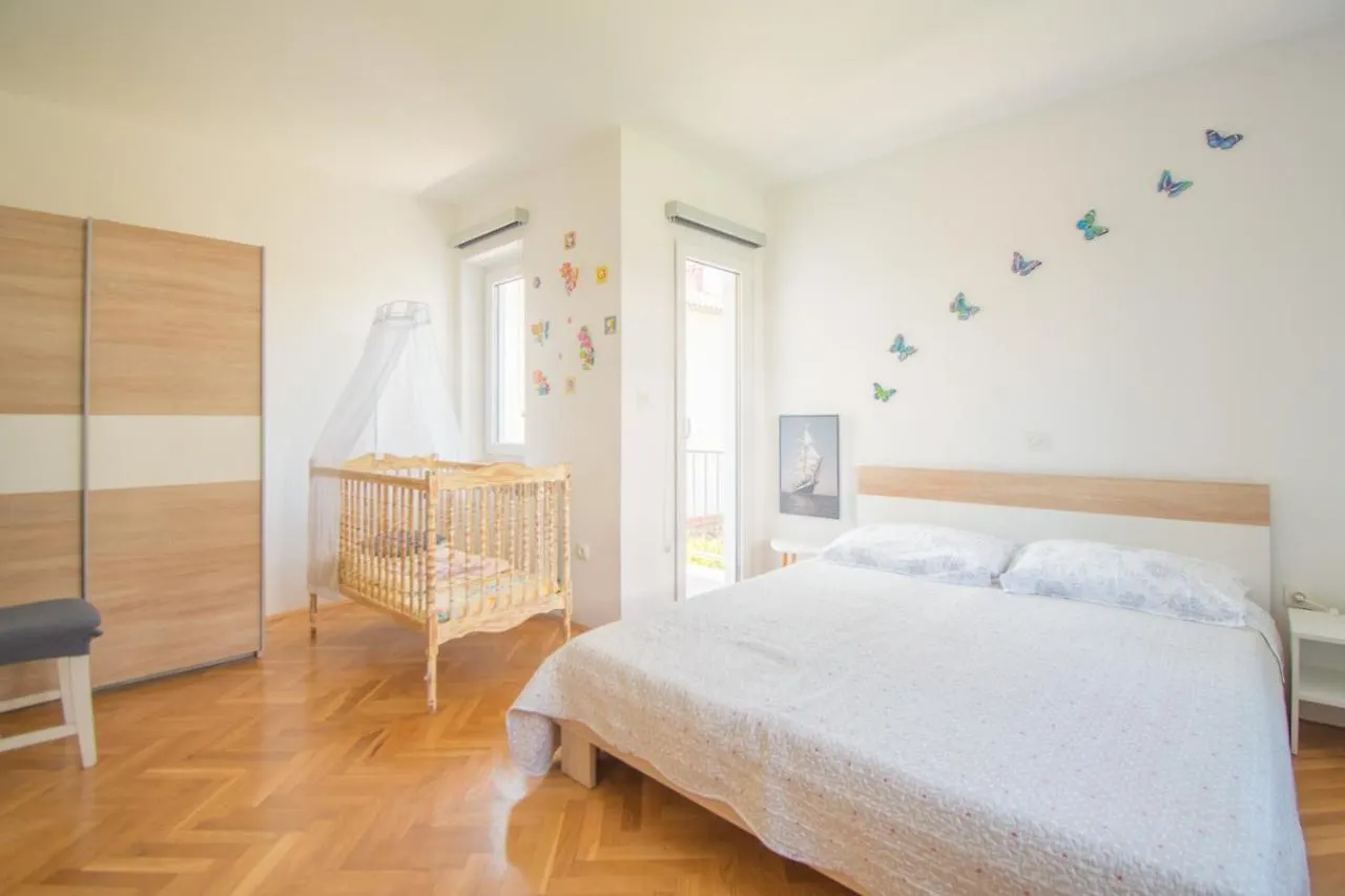 Villa Pia Pula 0*,
